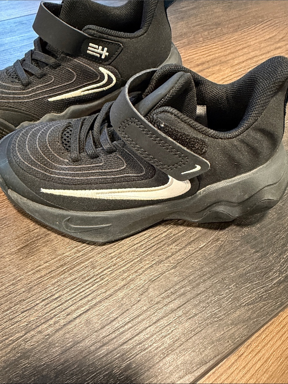 Little boy Nike 11c